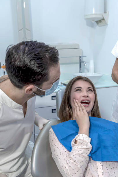 Best Dentist for Severe Toothache  in Harper Woods, MI